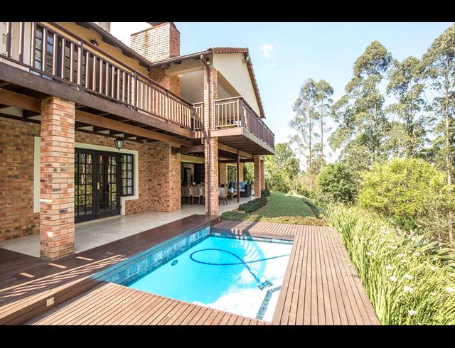 5 BEDROOM GATED ESTATE SOLD IN CLIFTON HILL ESTATE